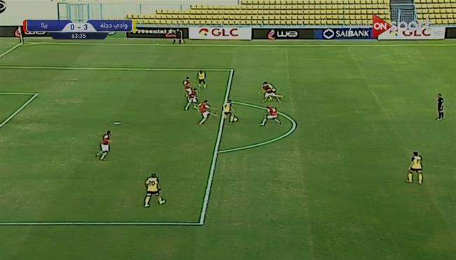 تمريرة ممتعة بالكعب من لاعب وادي دجلة امام بيلا في كأس مصر