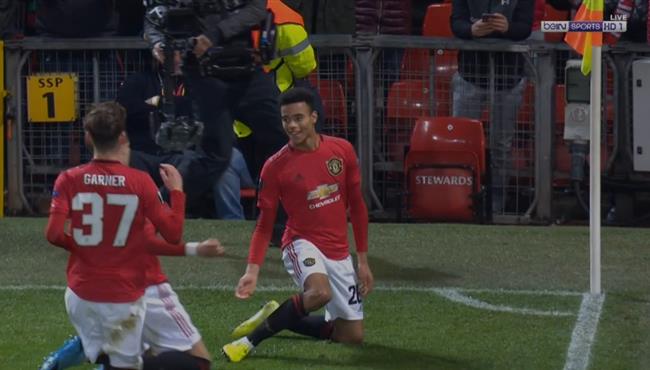 هدف رائع لـ مانشستر يونايتد في مرمي الكمار بالدوري الاوروبي