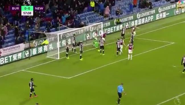 هدف فوز بيرنلي على نيوكاسل 1 0 الدوري الانجليزي