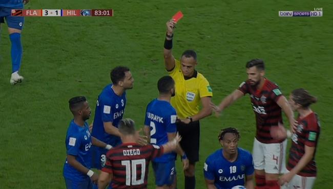 طرد كاريلو في مباراة الهلال وفلامينجو بكأس العالم للأندية