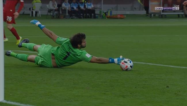 انقاذ رائع من اليسون لفرصه خطيرة امام مونتيري بكأس العالم للأندية