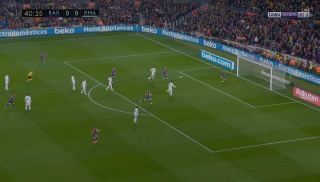 جوردي ألبا يهدر انفراد امام ريال مدريد بعد تمريرة رائعة من ميسي