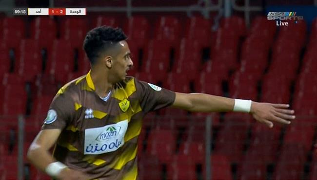 هدف رائع في مباراة الوحدة واحد بالدوري السعودي