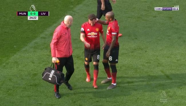 خوان ماتا يخرج مصابا في مباراة ليفربول ومانشستر يونايتد