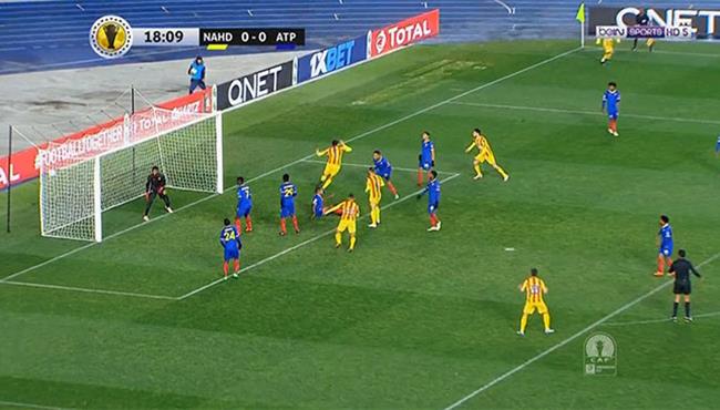 هدف نصر حسين داي الاول في مرمي بترو اتليتيكو بكاس الكونفيدرالية