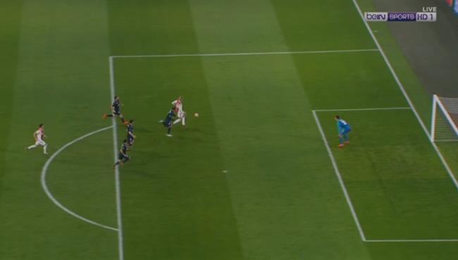 كاسبر دولبيرج يهدر هدف التعادل القاتل لـ اياكس امام ريال مدريد