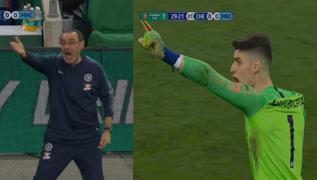 ساري يفقد اعصابه بعد رفض حارس تشيلسي التبديل امام مانشستر سيتي