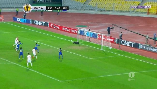 حارس بترو اتليتيكو ينقذ مرماه من هدف اول للزمالك في كأس الكونفيدرالية