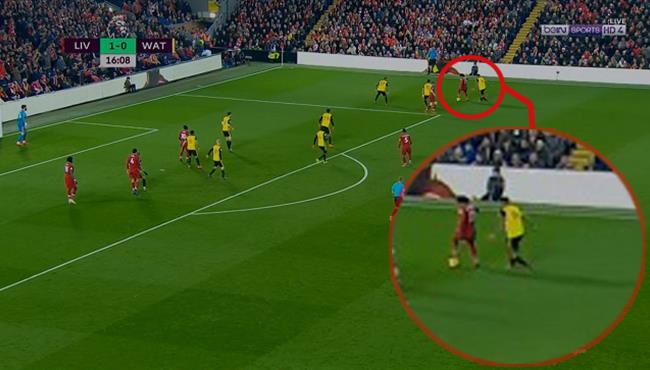 كعب رائع من محمد صلاح في مباراة ليفربول وواتفورد