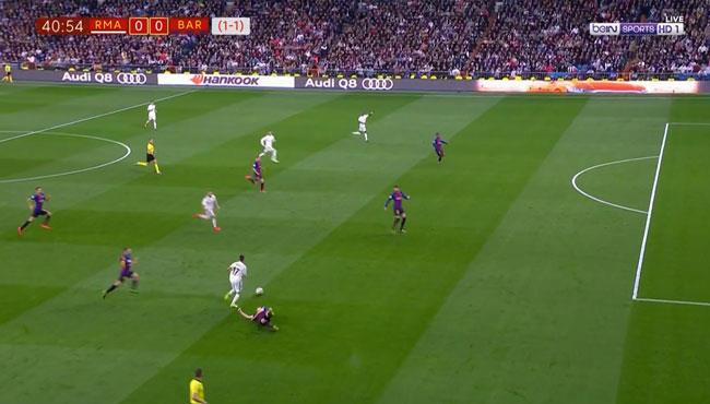 فاسكيز يراوغ لينجليه بطريقة مهينة في مباراة ريال مدريد وبرشلونة