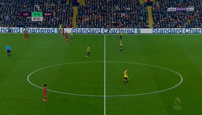 مذيع بي ان سبورت يتحدث عن حادثة قطار محطة مصر في مباراة ليفربول وواتفورد