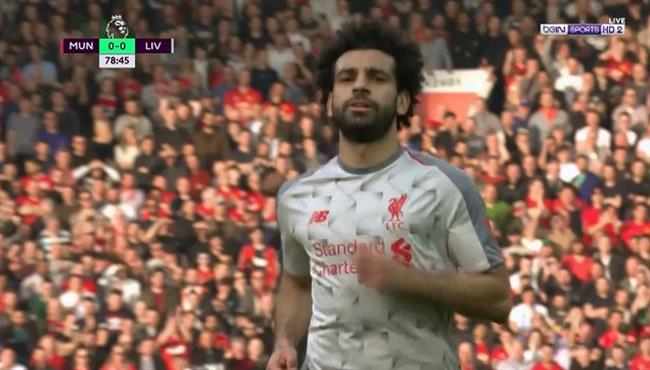 لحظة تبديل محمد صلاح في مباراة ليفربول ومانشستر يونايتد