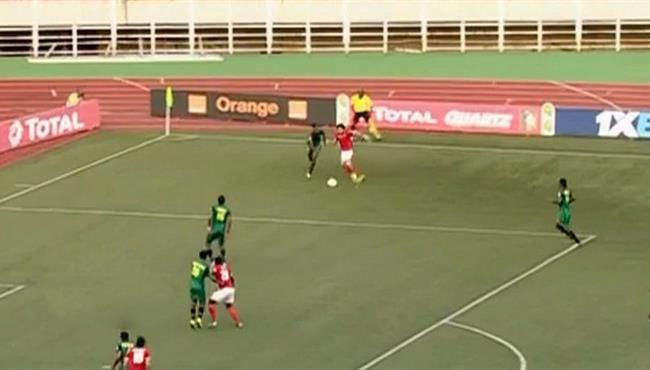 كوبري رائع من محمد هاني للاعب فيتا كلوب في دوري ابطال افريقيا