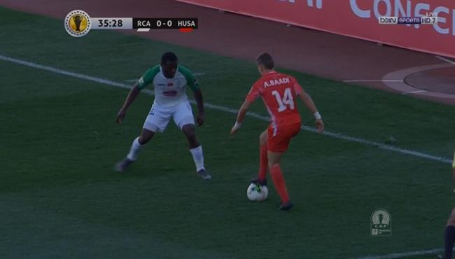 مهاراة وكوبري م متع من عبد الكريم باعدي في مبارة الرجاء وحسنية اكادير بالكونفيدرالية