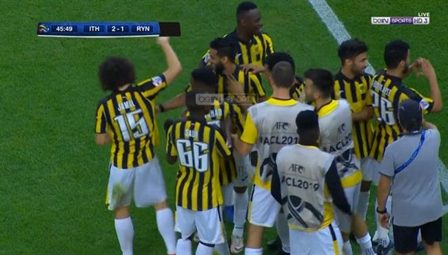 هدفين في دقيقتين للاتحاد في مرمي الريان بتعليق عصام الشوالي