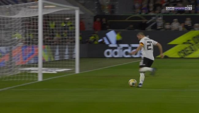 شاهد كيف أنقذ مدافع صربيا هذه الكرة امام جوندوجان في مباراة المانيا