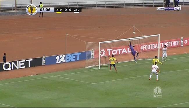 تصدي رائع من جنش في مباراة الزمالك وبترو اتليتيكو بكاس الكونفيدرالية