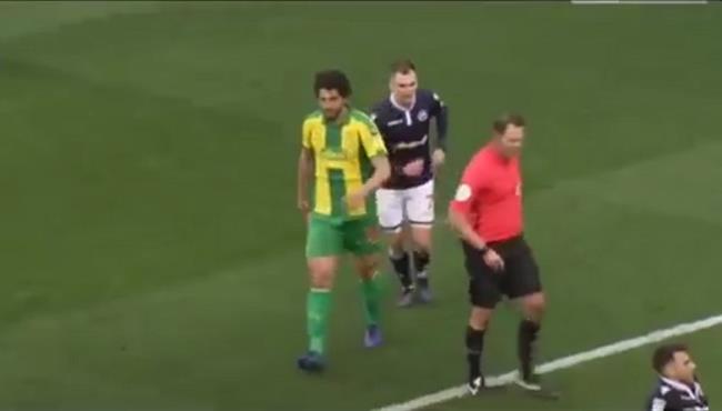 طرد احمد حجازي في مباراة وست بروميتش وميلوول