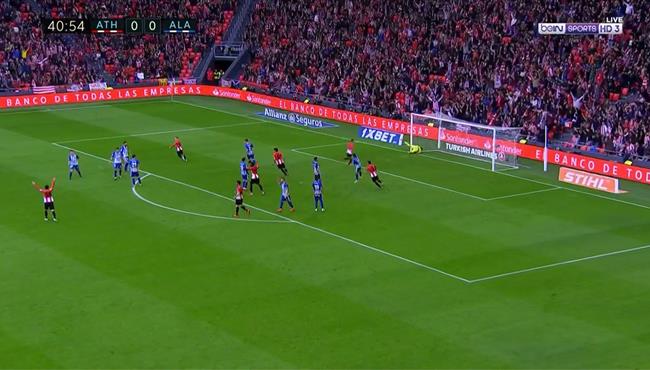 هدف عالمي في مباراة اتليتيكو بلباو وديبورتيفو الافيس