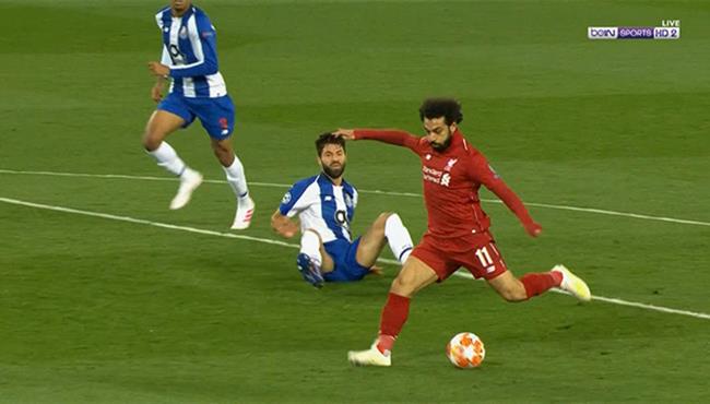 ملخص لمسات محمد صلاح في مباراة ليفربول وبورتو تعليق رؤوف خليف
