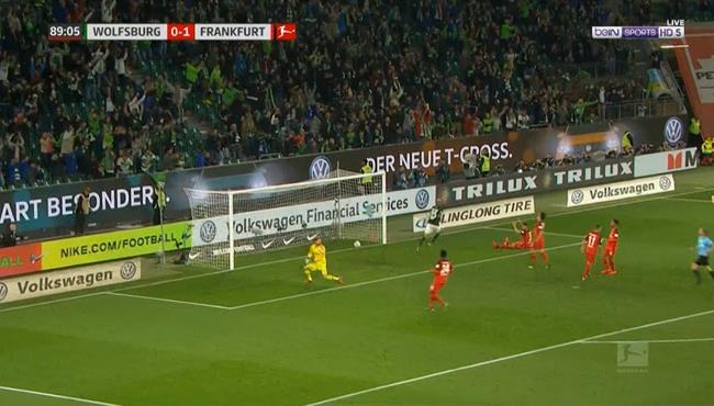 اهداف مباراة آينتراخت فرانكفورت وفولفسبورج 1 1 الدوري الالماني