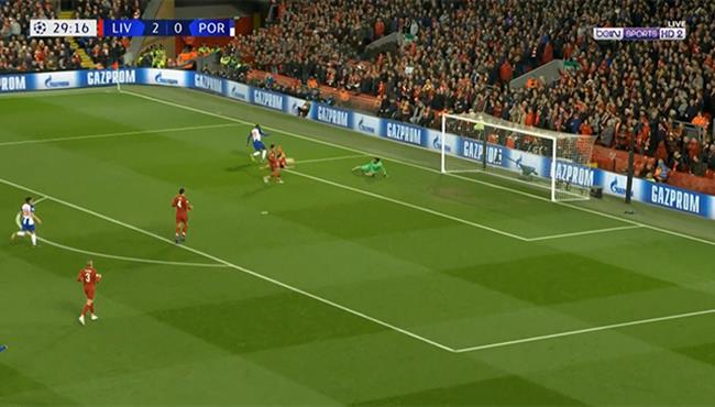 تصدي رائع من اليسون بيكر في مباراة ليفربول وبورتو