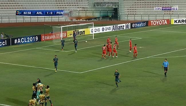 هدف عمر السومه الرائع في مرمي بيرسبولس