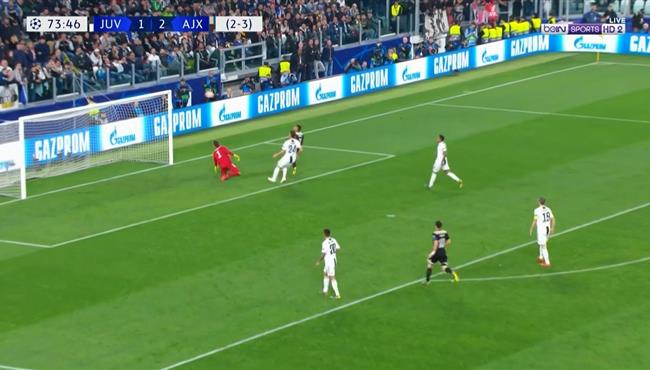 ديفيد نيريس يهدر هدف محقق في مباراة يوفنتوس واياكس