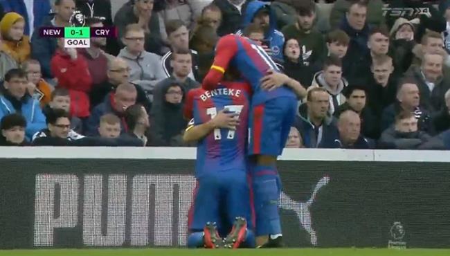 هدف فوز كريستال بالاس علي نيوكاسل 1 0 الدوري الانجليزي