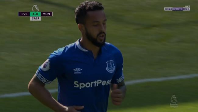 هدف ثيو والكوت في مرمي مانشستر يونايتد بالدوري الانجليزي