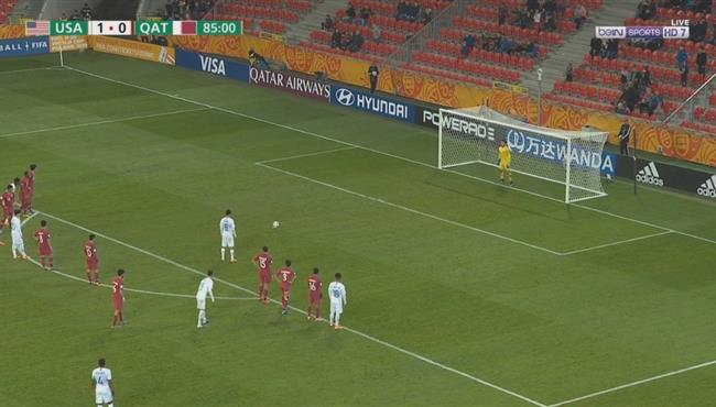 حارس قطر يتصدي لركلة جزاء امام امريكا في كأس العالم تحت 20 سنة