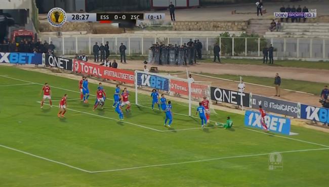 دفاع الزمالك ينقذ مرماه من هدف للنجم الساحلي في الكونفيدرالية