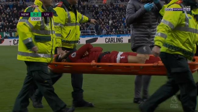 شاهد اصابة محمد صلاح وبكائه في مباراة ليفربول ونيوكاسل