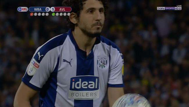 احمد حجازي يهدر ركلة جزاء في مباراة وست بروميتش واستون فيلا