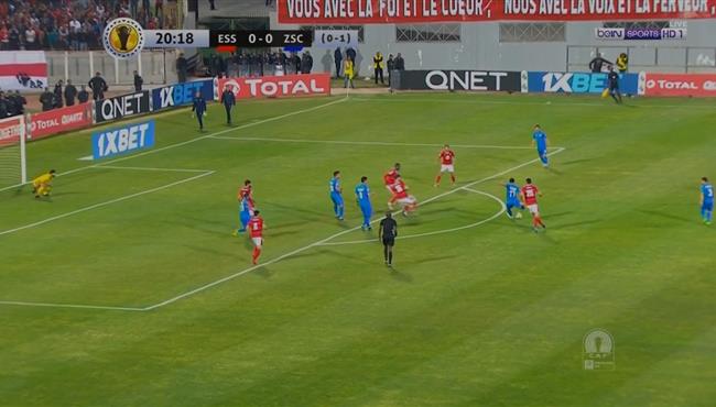 حارس النجم الساحلي يحرم محمود عبدالعزيز من تسجيل هدف رائع