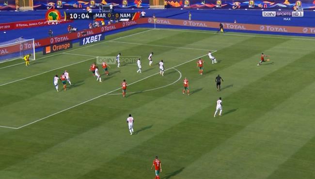تسديدة صاروخية من لاعب المغرب علي مرمي ناميبيا