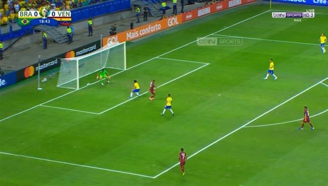 سنتيميترات تحرم فنزويلا من تسجيل هدف اول في البرازيل