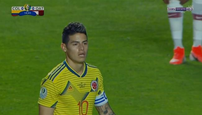 خاميس رودريجيز يهدر هدف محقق في مباراة قطر وكولومبيا