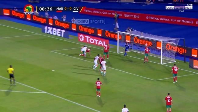 رومان سايس ينقذ هدف محقق من علي خط المرمي لكوت ديفوار