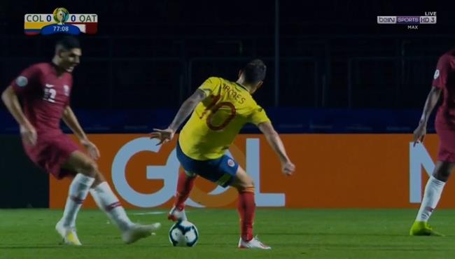 مهاراة رائعة من خاميس رودريجيز في مباراة قطر وكولومبيا