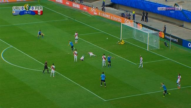 هدف اوروجواي الملغي امام بيرو بداعي التسلل في كوبا امريكا