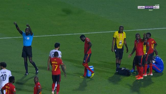 اصابة حارس مرمي اوغندا امام مصر في كاس امم افريقا