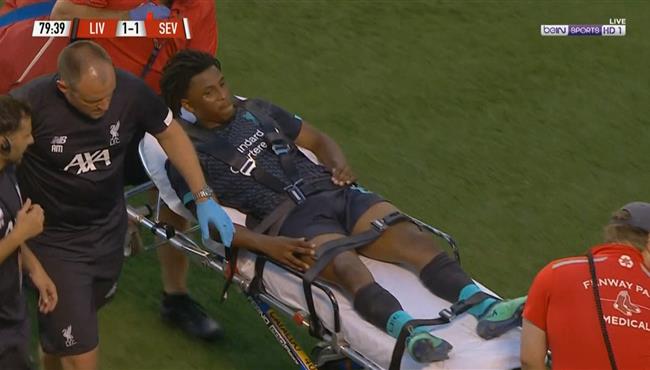 اصابة ياسر لعروسي فى مباراة ليفربول واشبيلية الودية