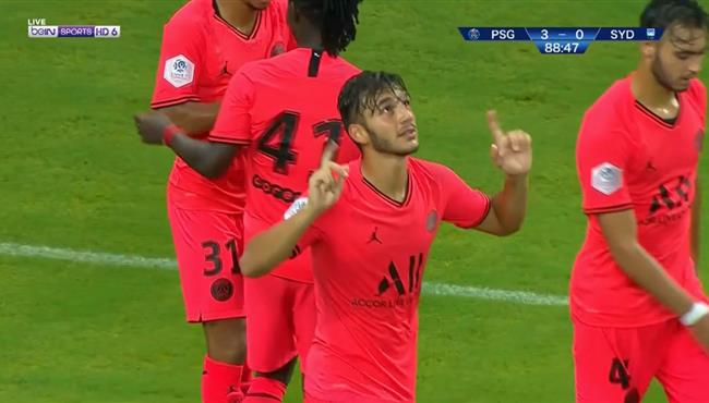 هدف رائع بالكعب في مباراة باريس سان جيرمان وسيدني