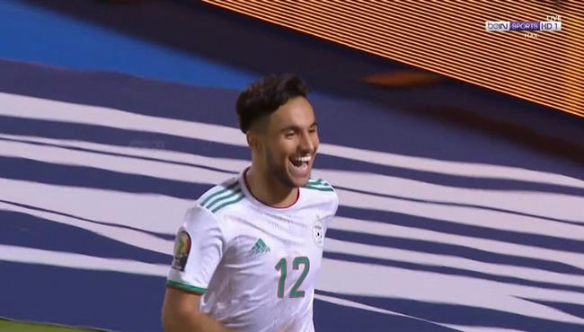 هدف الجزائر الثالث في مرمي غينيا ادم وناس