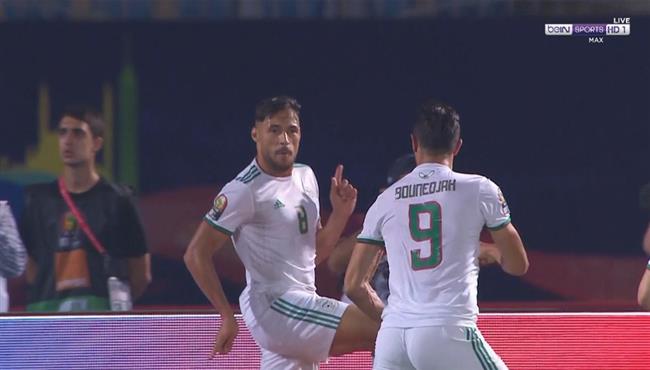 هدف الجزائر الاول الرائع في مرمي غينيا يوسف بلايلي
