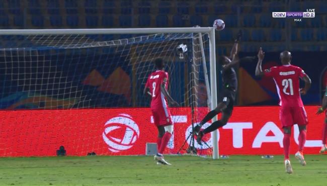 الحارس والعارضة يحرمان السنغال من تسجيل هدف اول امام كينيا