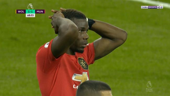 بوجبا يهدر ركلة جزاء في مباراة مانشستر يونايتد وولفرهامبتون بالدوري الانجليزي