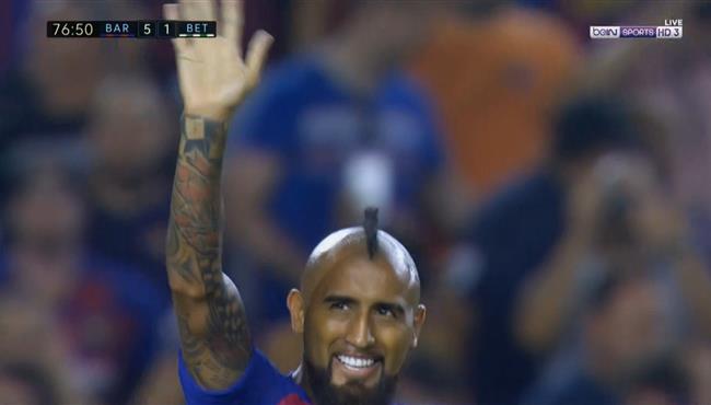 هدف برشلونة الخامس في مرمي ريال بيتيس فيدال