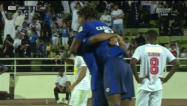 هدف الهلال الخامس في مرمي الرائد عمر خربين